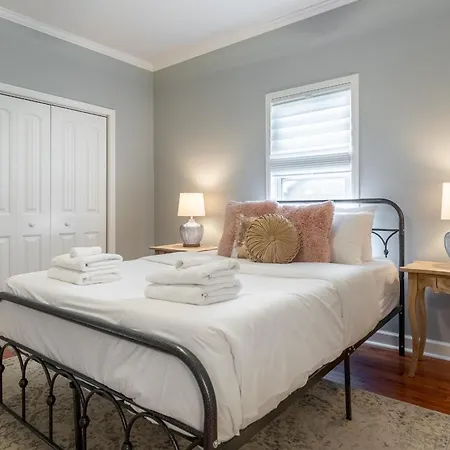 The Logan Lodge By Stay Local Nashville